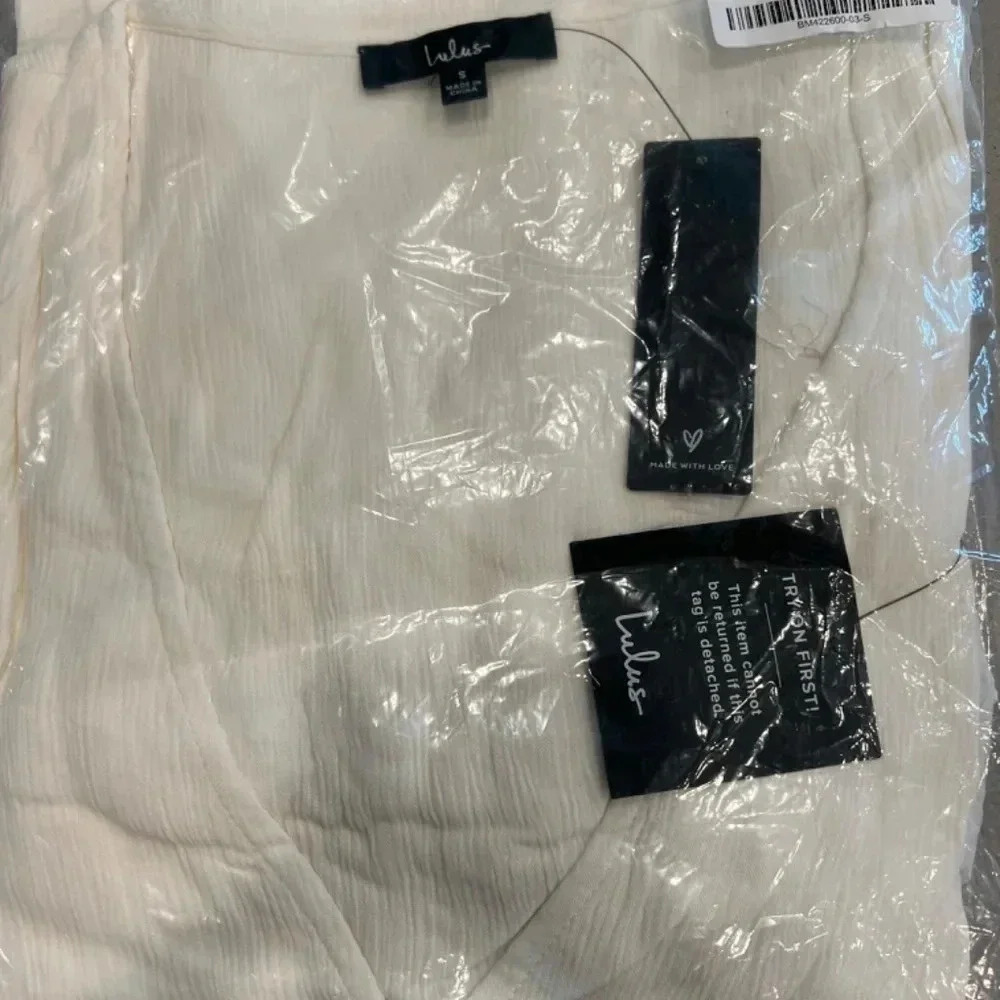 NEW with tags (NWT) Lulu’s White Harbor Point Linen Wrap Dress Size S & M - Picture 10 of 13